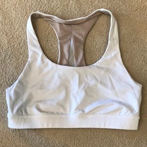 Lululemon Invigorate Bra, Size 6, white